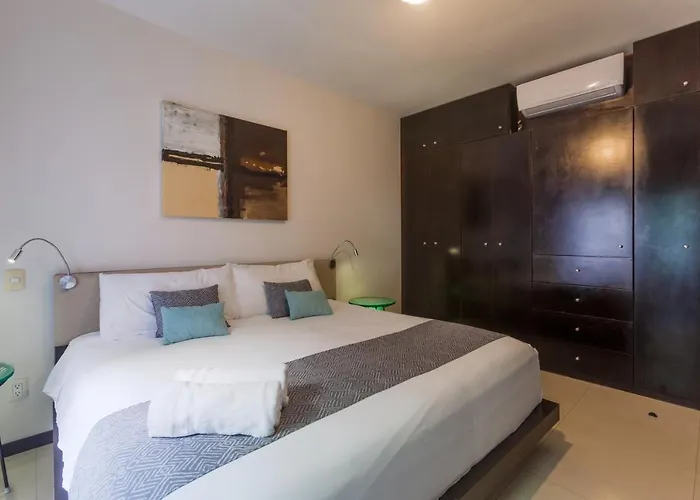Apartment Via Tendenza Condos *